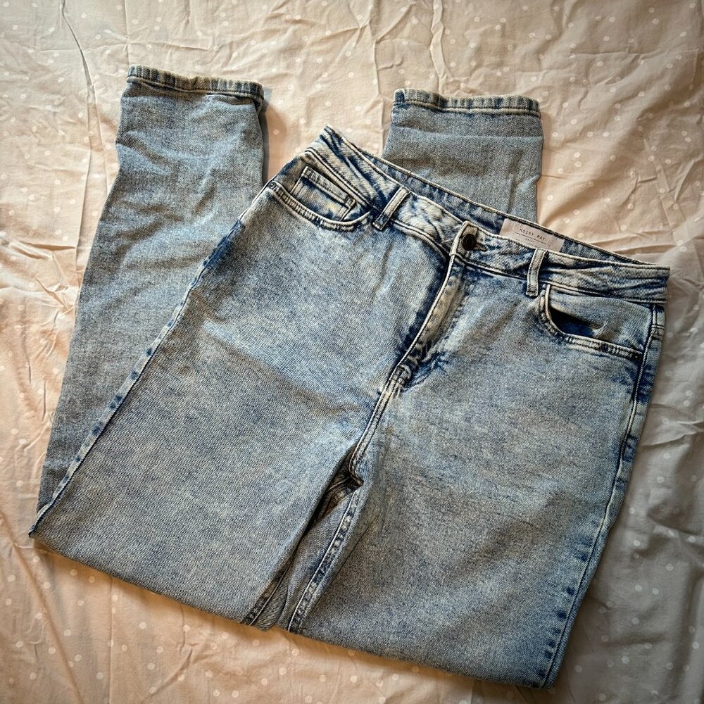 Acid Wash Noisy May Jeans